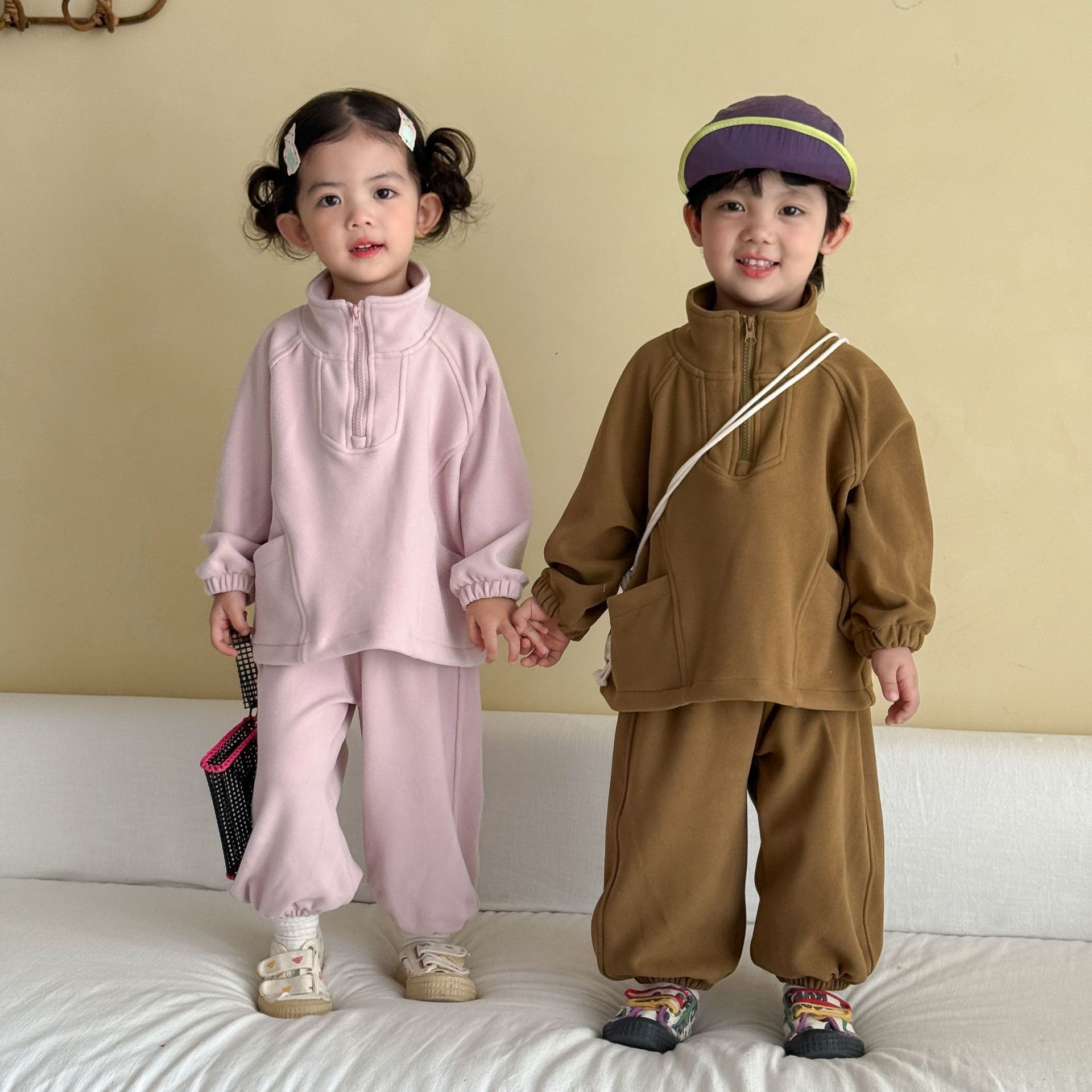 2026 秋の新しい子供長袖スポーツウェアセット男の子女の子 - Running Gear Kids のレビューと価格