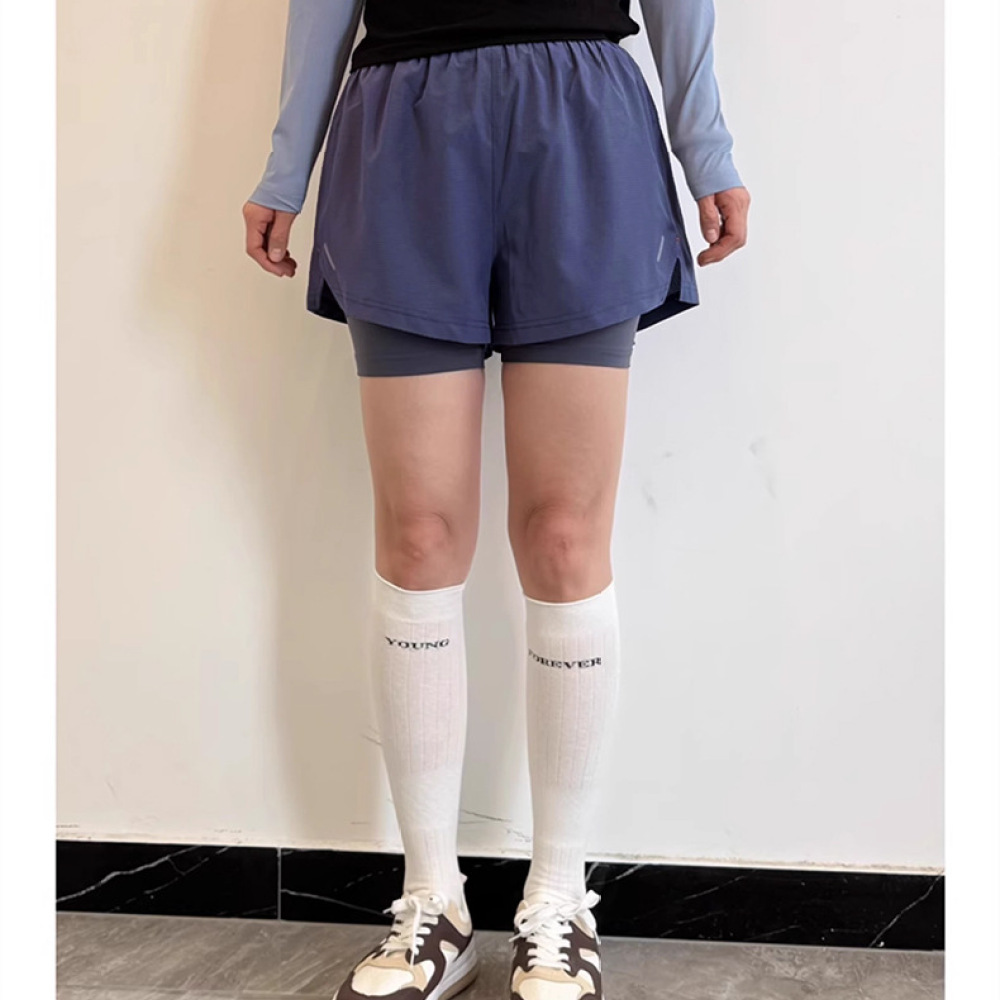 女性用アスレチックジムショーツ 2 in 1 ランニングヨガ - Running Gear Junior のレビューと価格