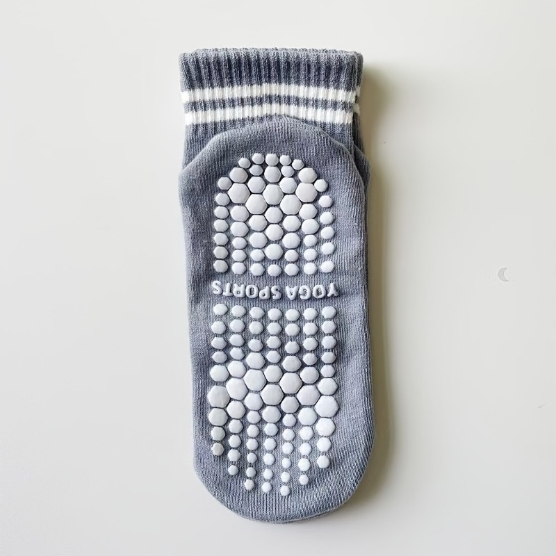 1/5 ペア女性用シリコンアンチスリップピラティスヨガソック - Sports Socks のレビューと価格