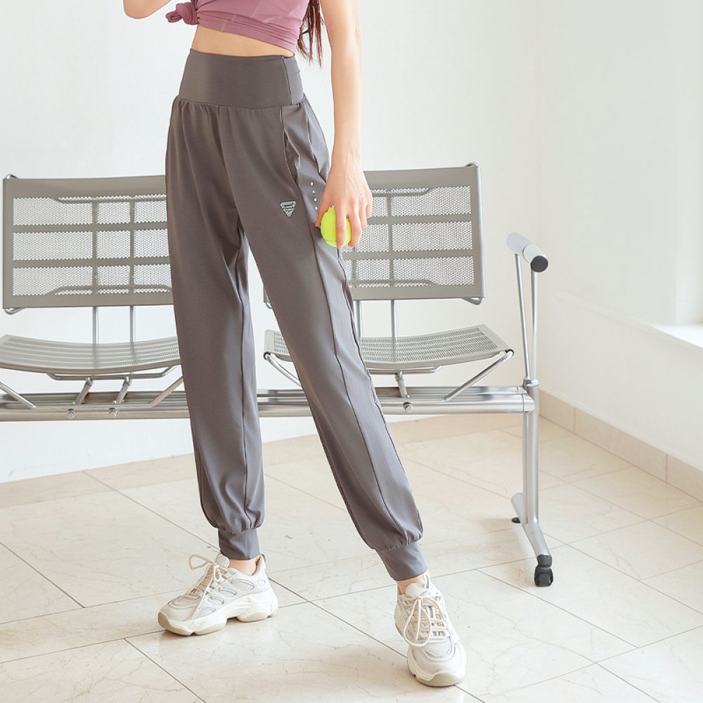 女性用、速乾性、伸縮性のあるアクティブパンツ。通気性に優れた - Running Gear Junior のレビューと価格