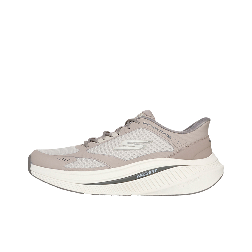 スケッチャーズ スリップイン ロートップ ランニングシューズ - Running Shoes Men のレビューと価格