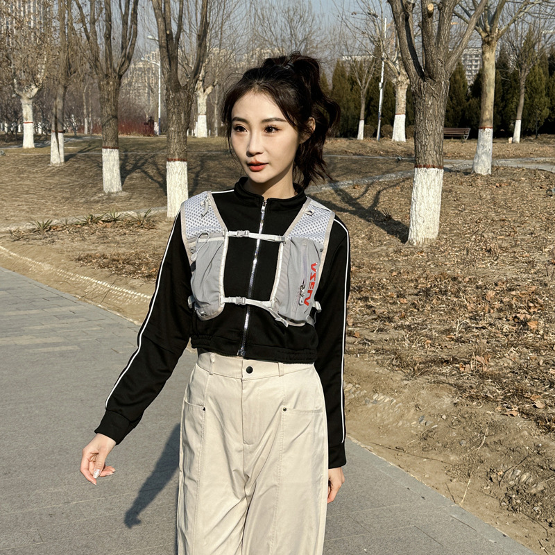 5L 屋外トレイルランニング超軽量バックパック水分補給ジョギ - Hydration Vest のレビューと価格